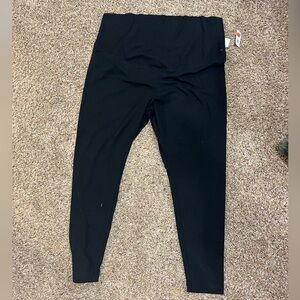 Old Navy Maternity Ribbed Leggings